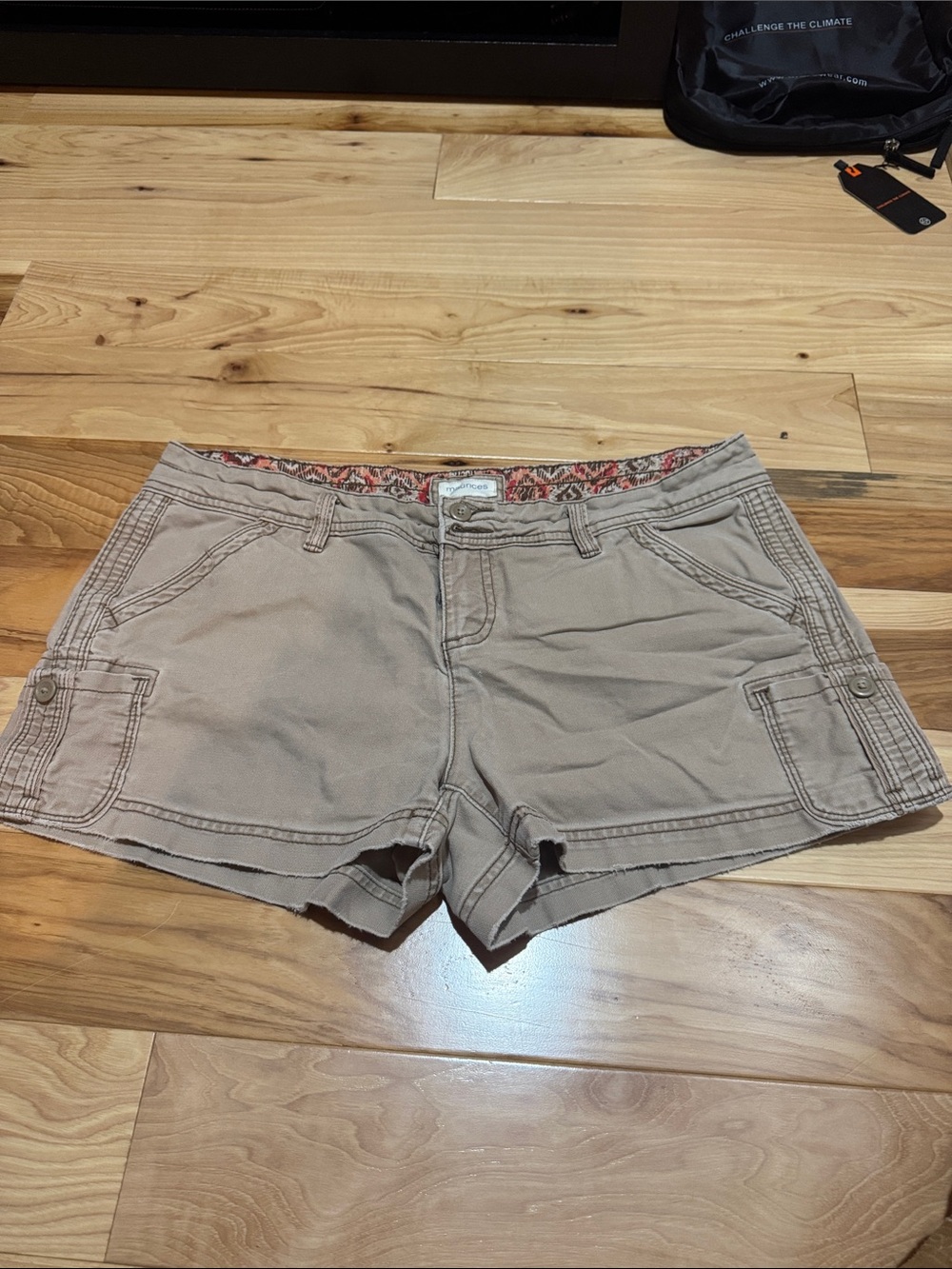 Women’s Tan Casual Cargo Shorts